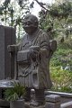 Japan2147 Oku no in Grafstenen
