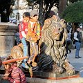 1558 Sucre Plaza