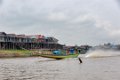 7832 Mahakam rivier Jempang meer