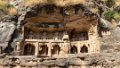 1847 Gwalior Urway Gate Jain Rots beelden