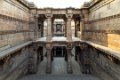 9113 Ahmedabad Dada Hari Stepwell en moskee