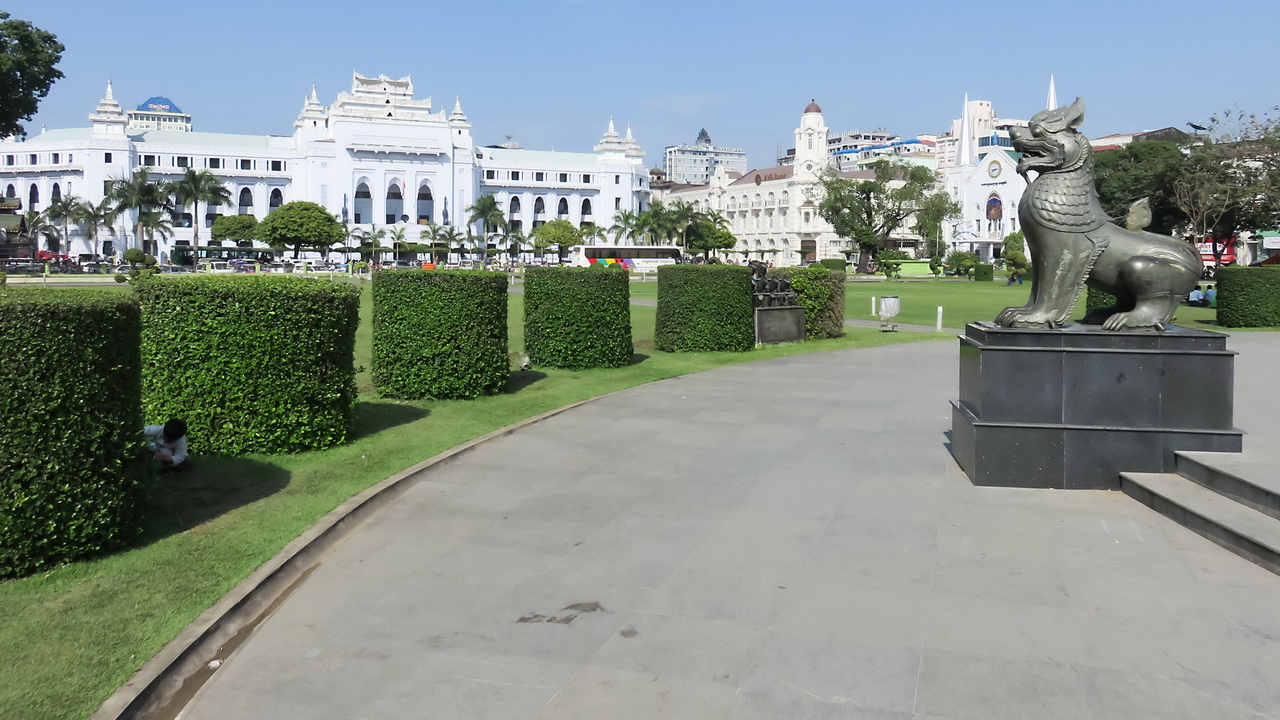 0443_Yangon City Hall.JPG