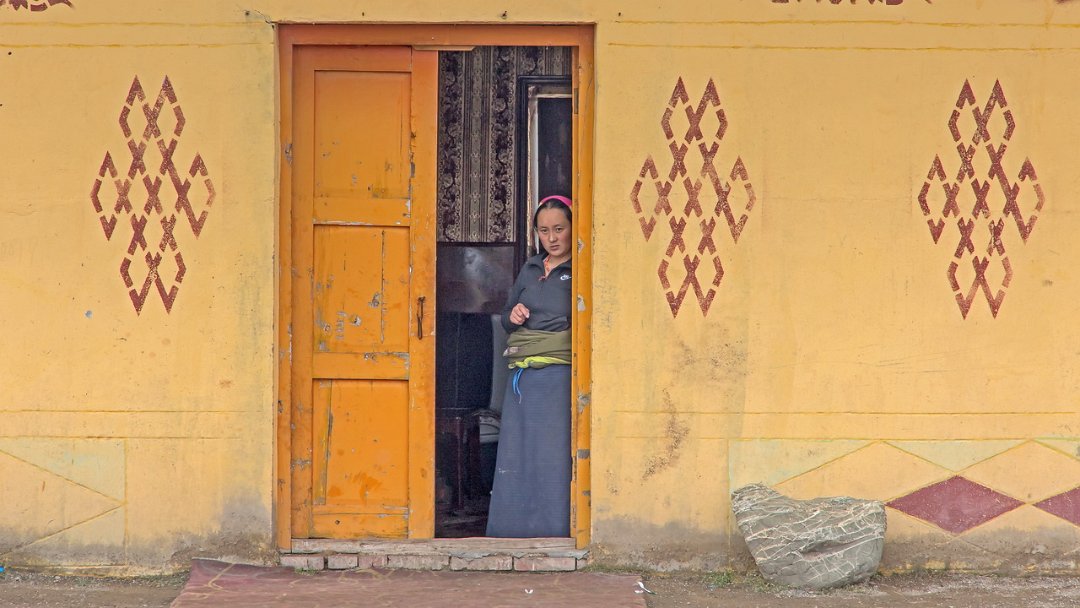 4428 Xiahe Tibetaans dorp.jpg