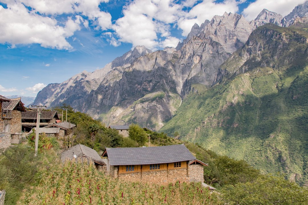 5210 Shangrila Tiger Leaping Gorge.jpg