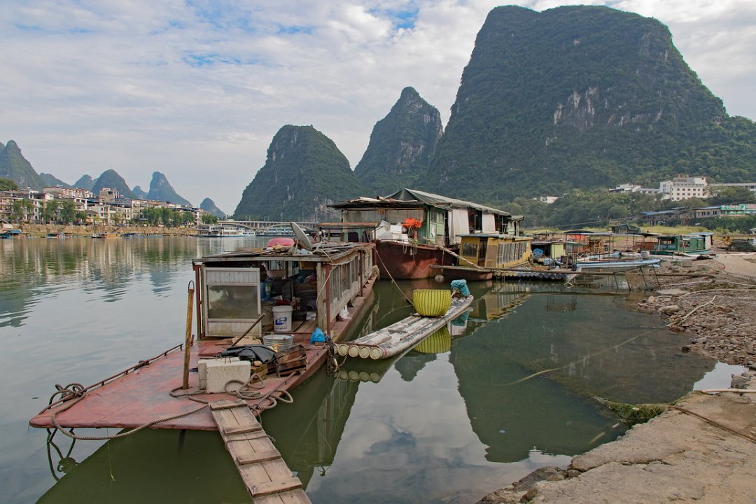 5465 Yangshuo Rivierlandschap.jpg