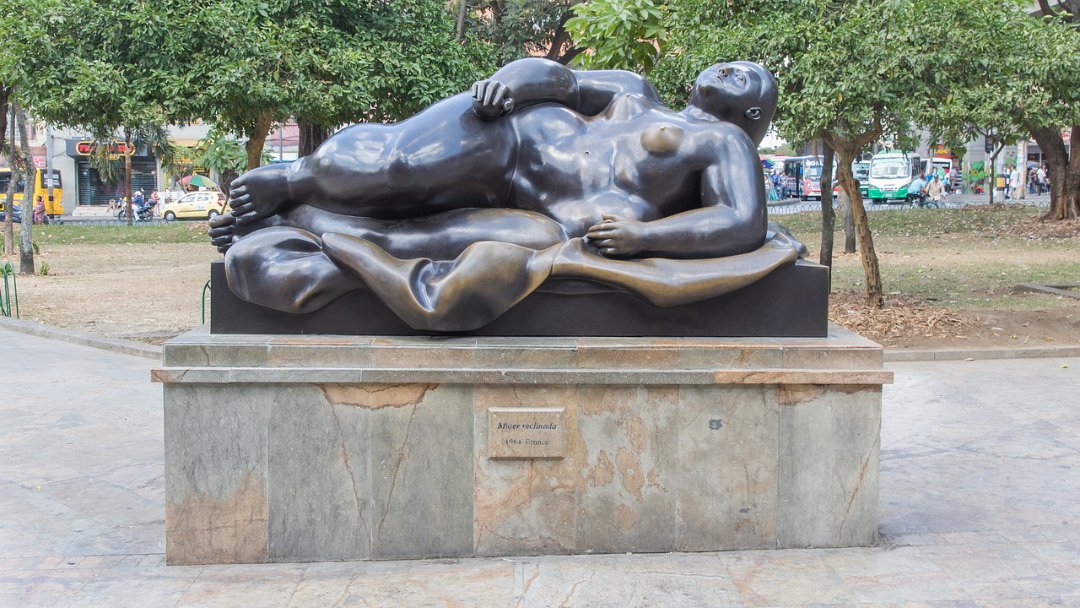 6690 Plazoleta de las Esculturas.jpg