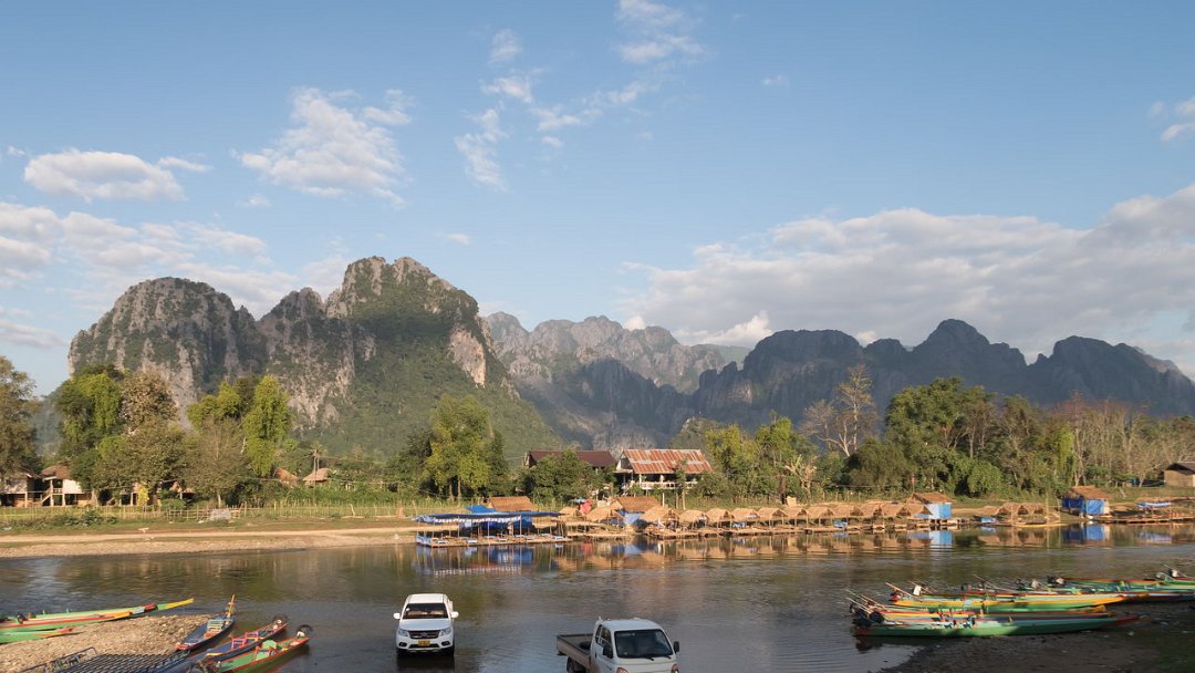 1328 Laos Onderweg.jpg