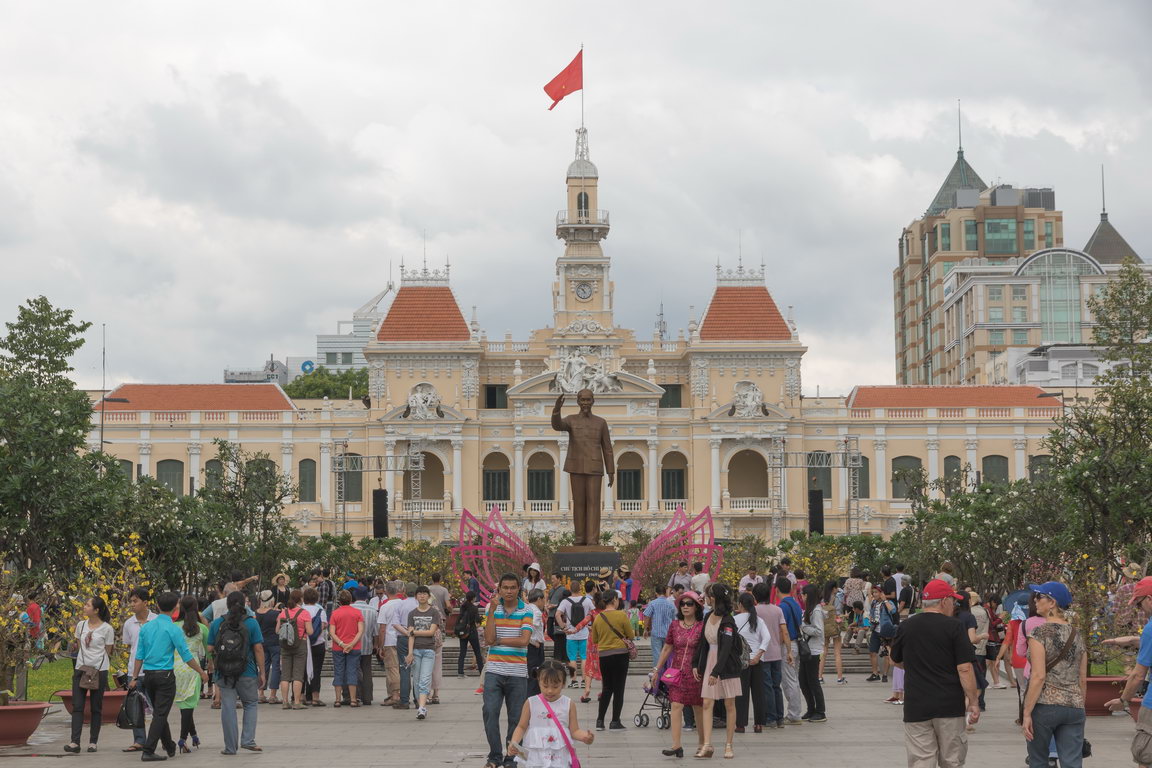 0562 Saigon Peoples committee.jpg