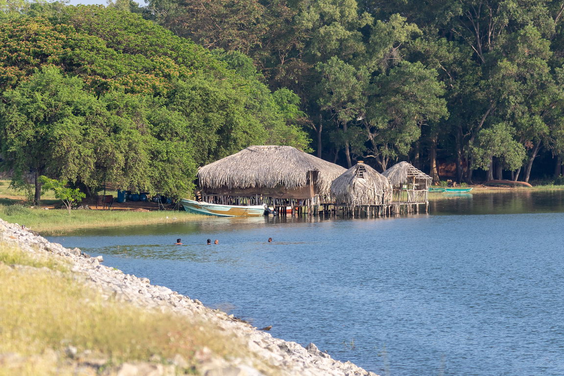 5376 Embilipitiya Reservoir.jpg