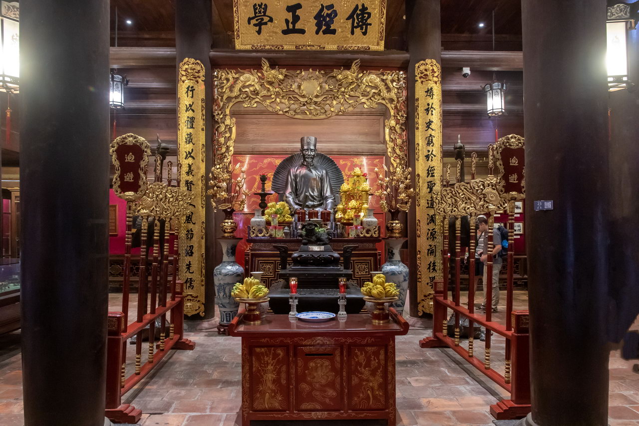9969 Hanoi Tempel van de literatuur.jpg