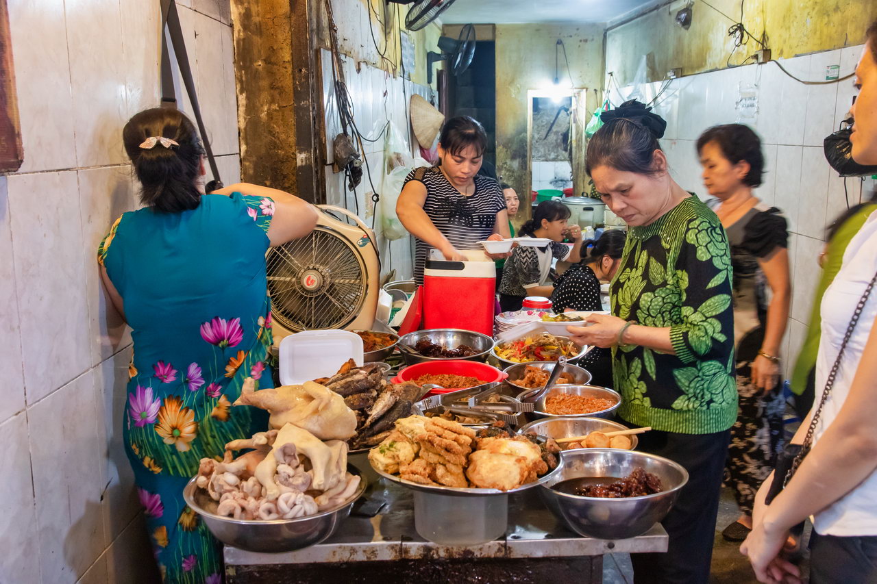 9983 Hanoi Straatbeeld.jpg