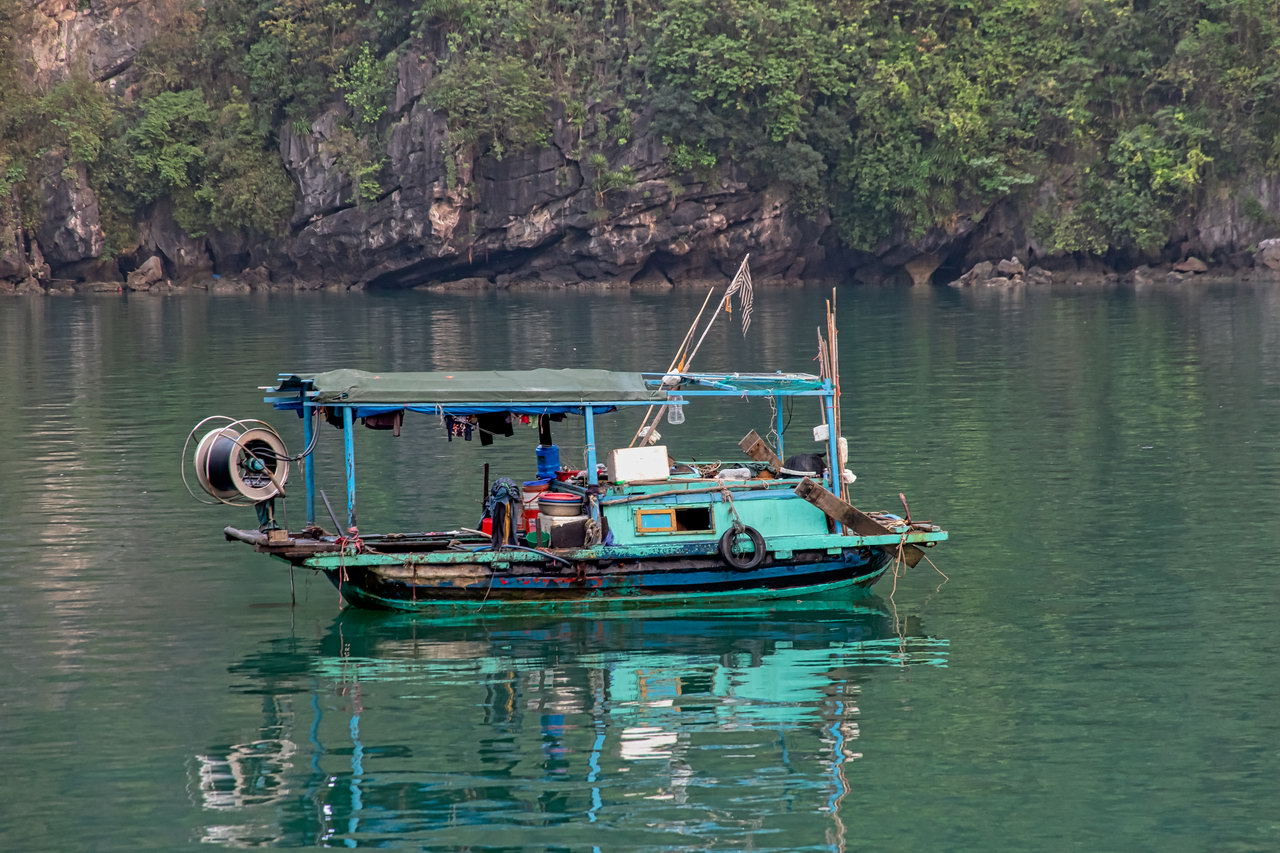 0080 Halong Bay Boottocht.jpg