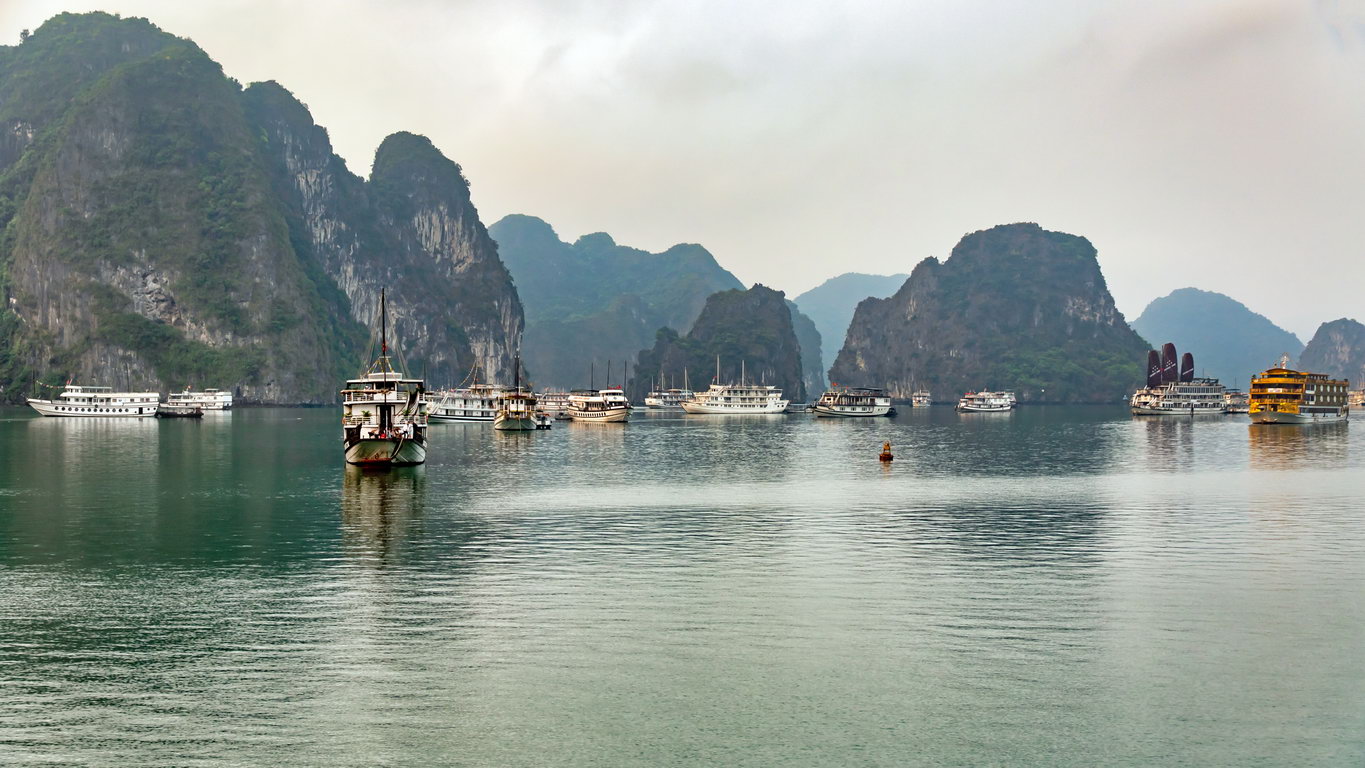 0089 Halong Bay Boottocht.jpg