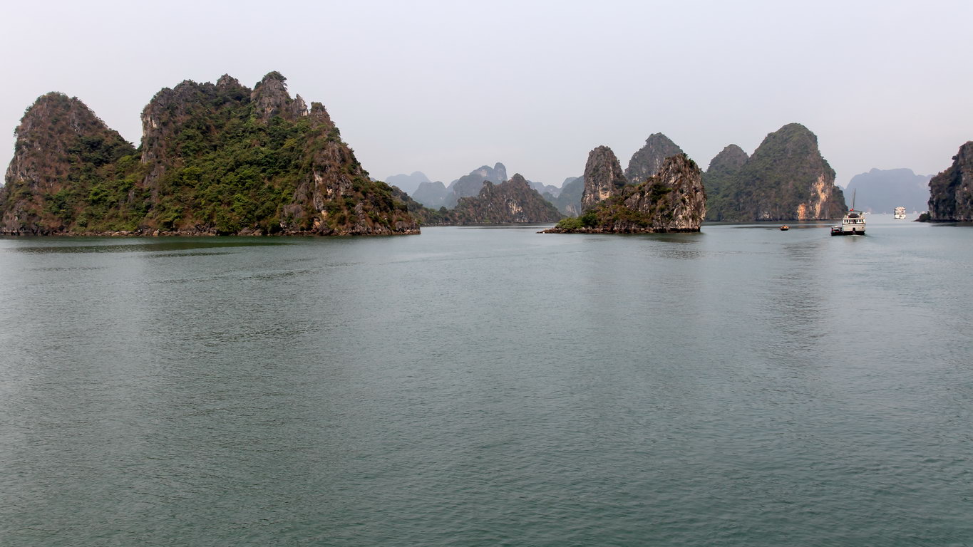 0104 Halong Bay Boottocht.jpg