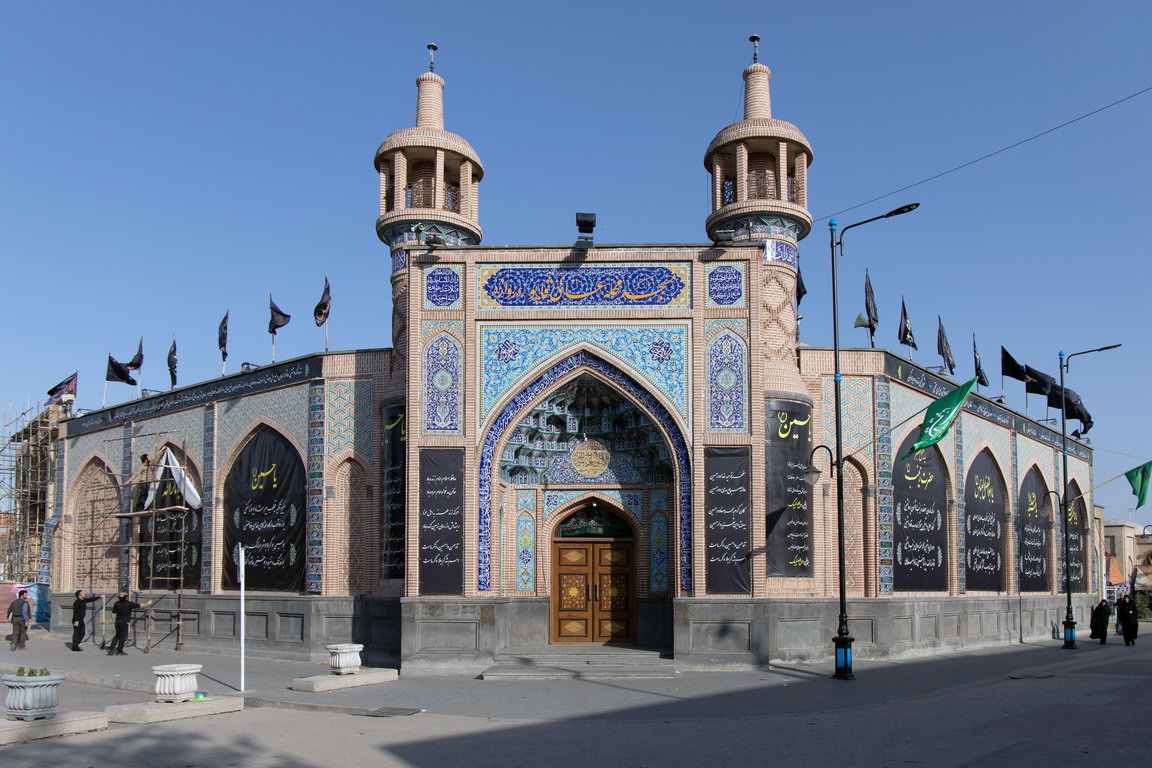0337 Ardabil Safi mausoleum.jpg