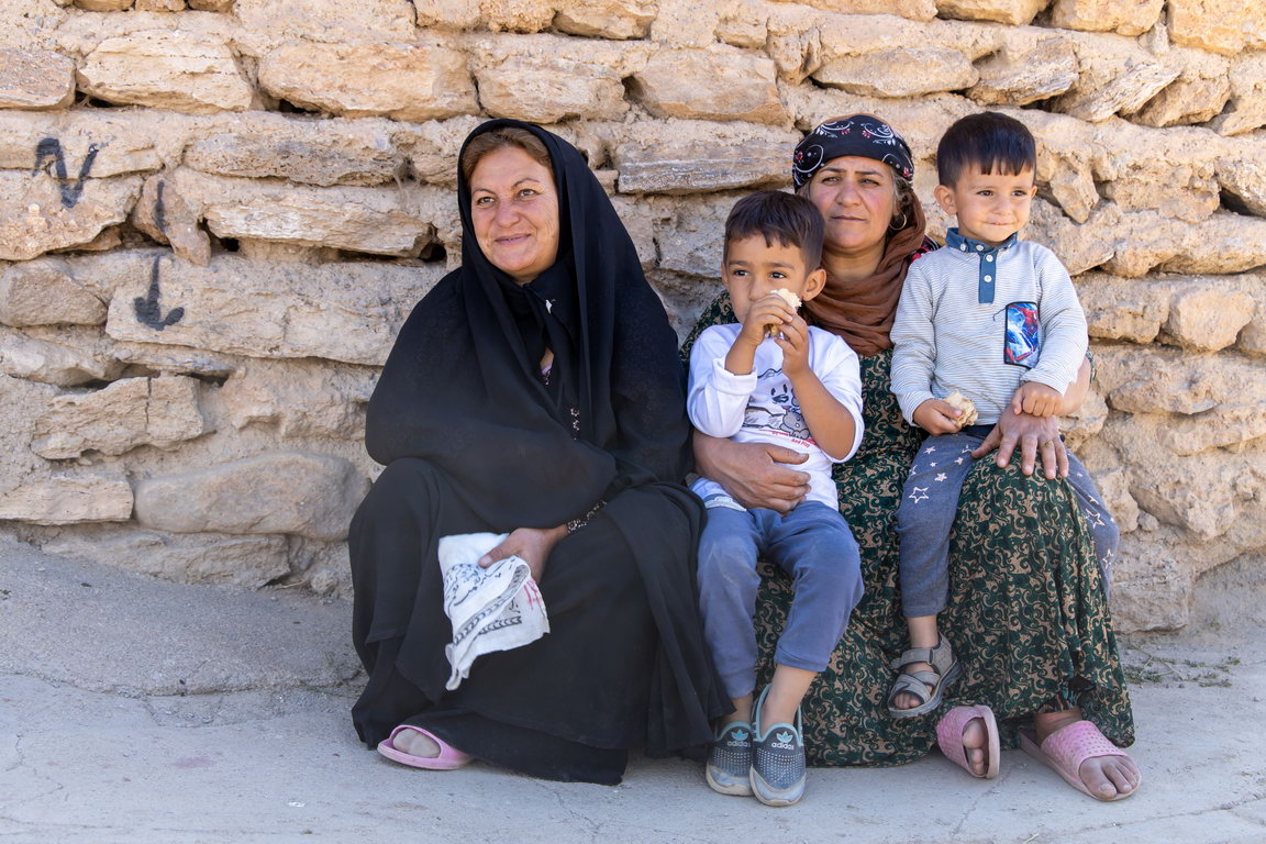 0642 Takht e Soleyman Dorp.jpg