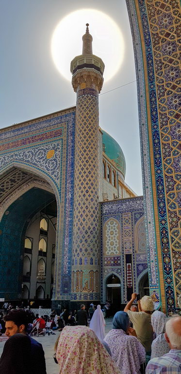 121704 Mashad Haram.jpg