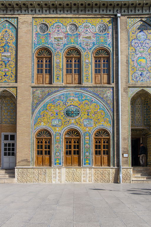 1692 Teheran Golestan Paleis.jpg