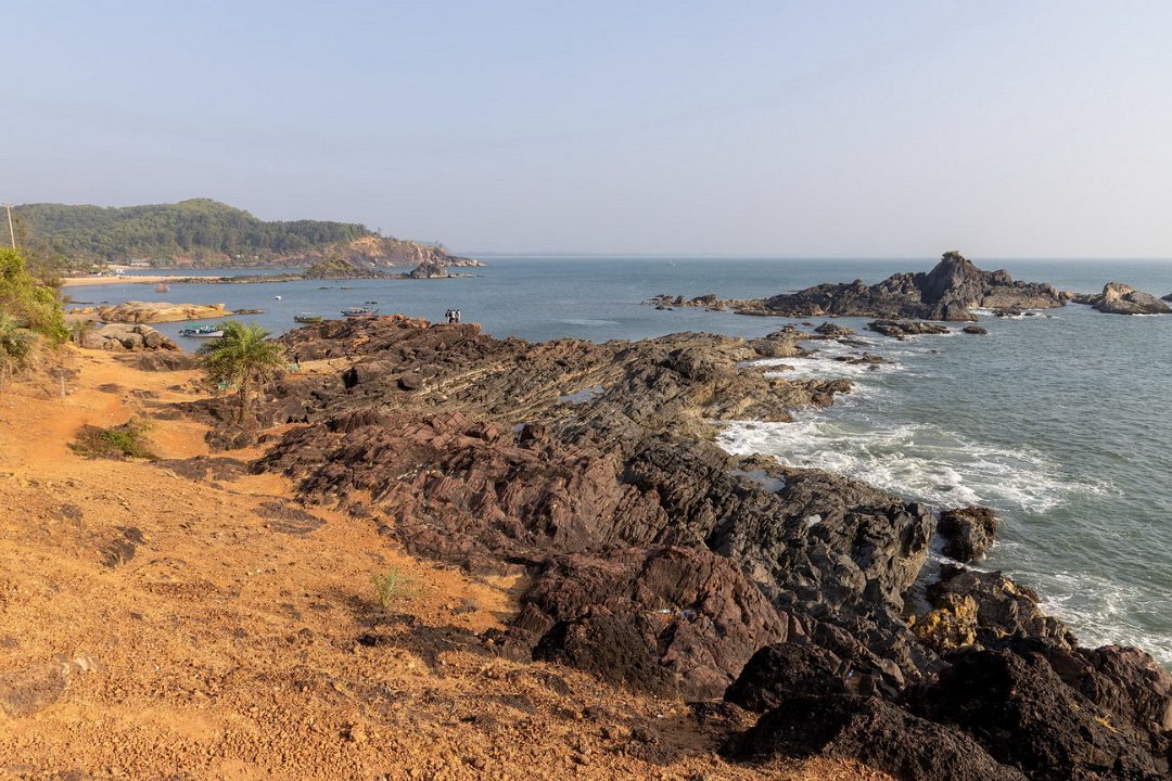 3359 Gokarna Om Beach.jpg