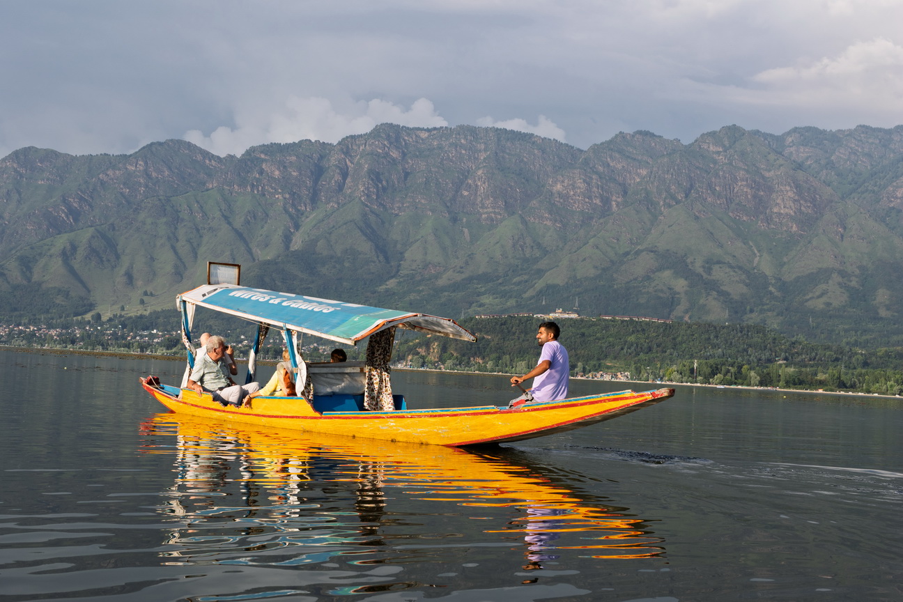 0540 Srinagar Dal meer.jpg