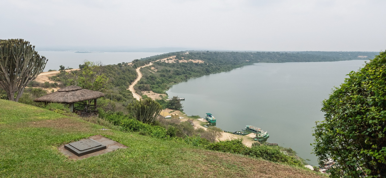 124305 Kazinga kanaal Edwardmeer.jpg