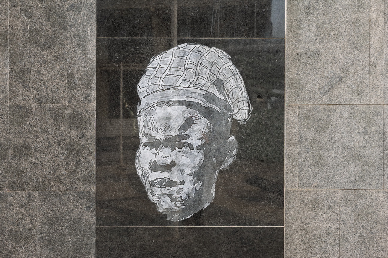 8347 Luanda Nationaal Monument.jpg