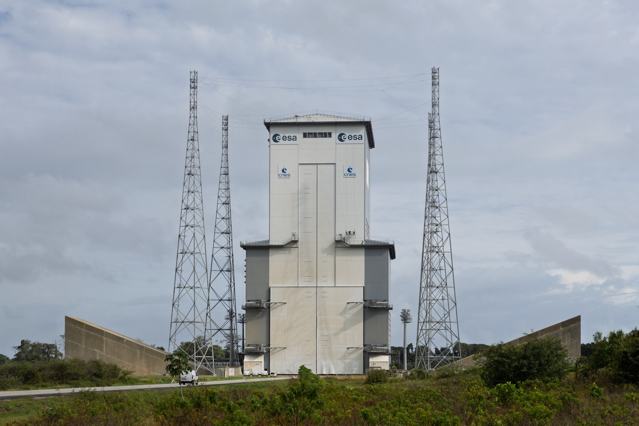 5887 Kourou ESA spacecentre.jpg