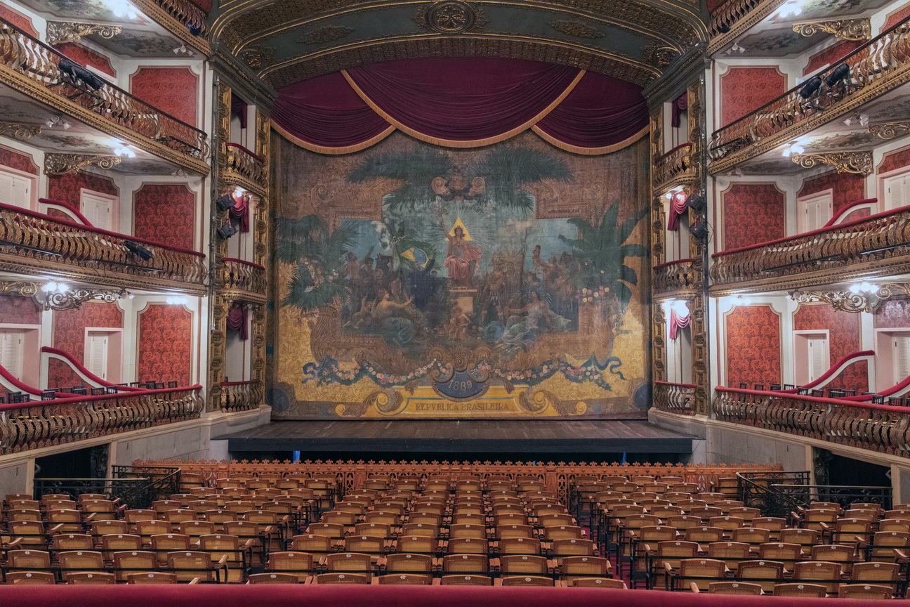 6445 Belem Da Paz Theater.jpg