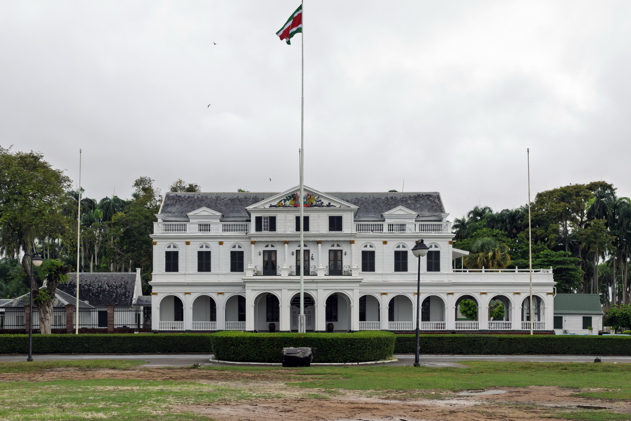 5635 Paramaribo Presidentieel Paleis.jpg